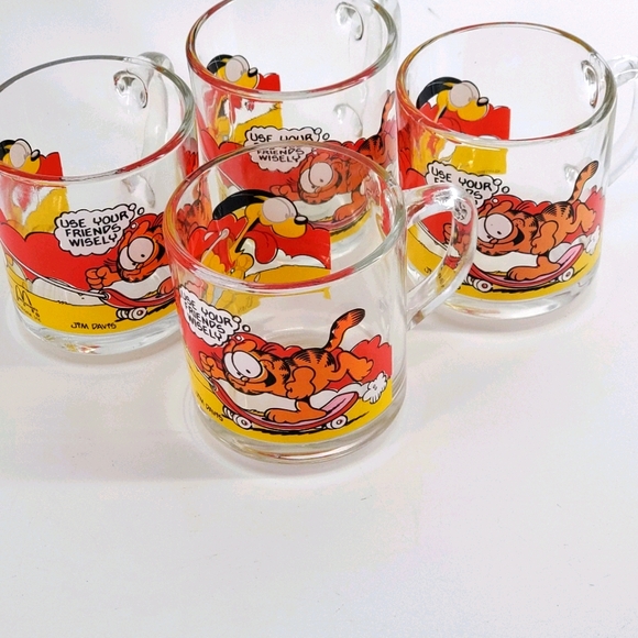 Vintage Garfield glass mug - Picture 4 of 11